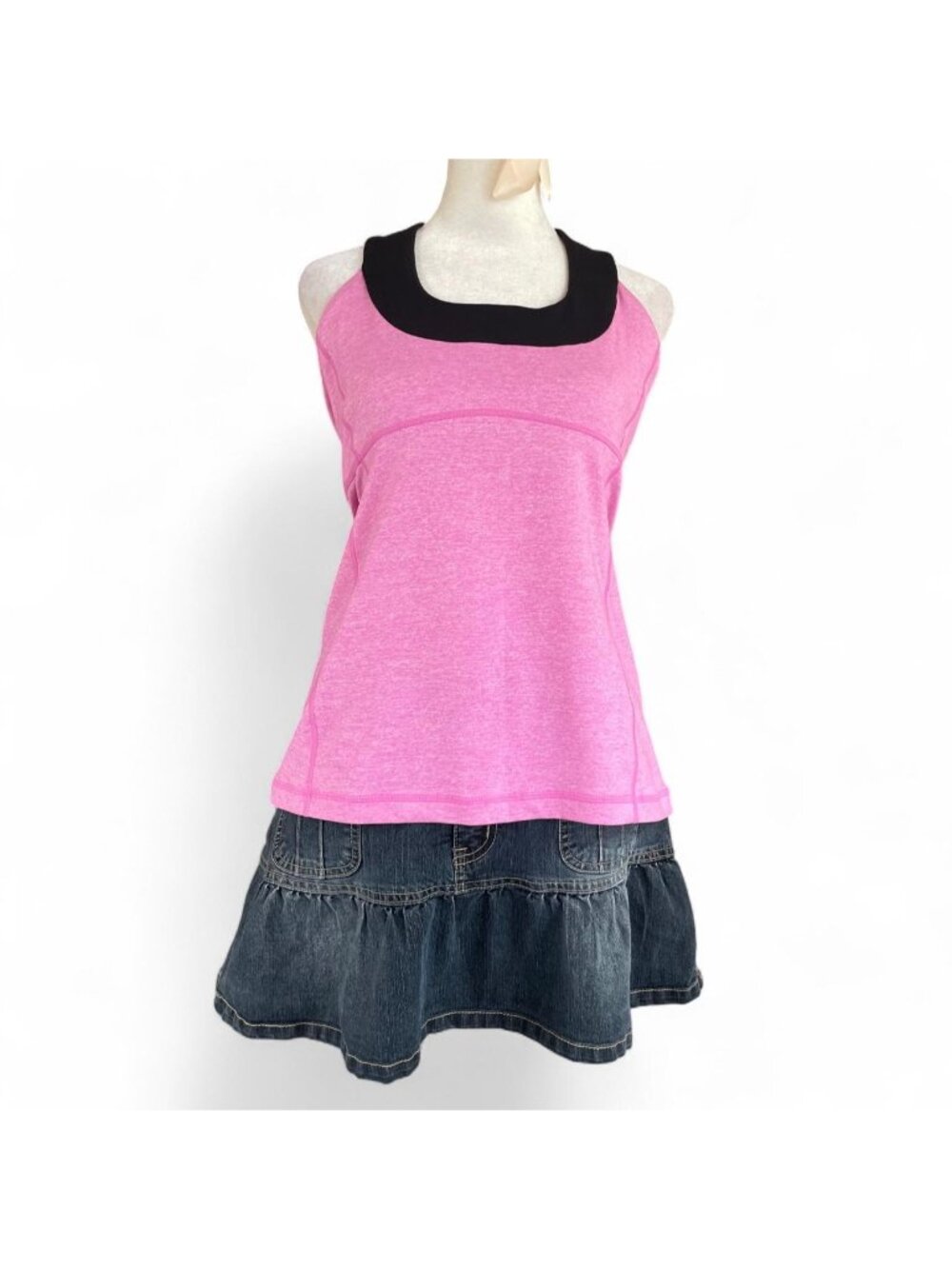 2000s pink Lululemon tank size 10